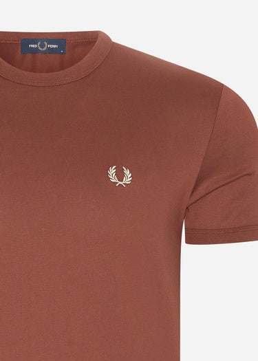 Fred Perry T-shirts Ringer t-shirt - whisky brown