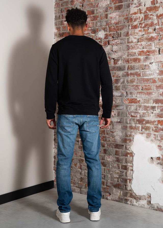 Lyle & Scott Sweaters Loopback embroidered crew neck sweatshirt - jet black white