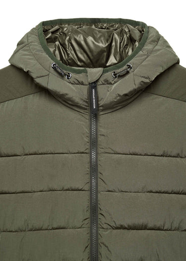 Weekend Offender Jassen La guardia - castle green