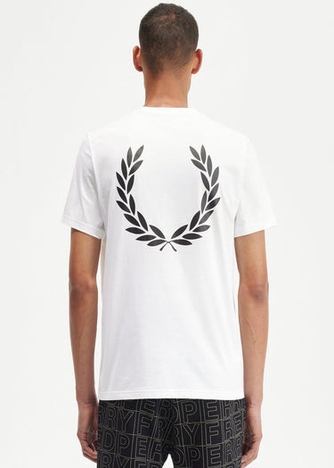 Fred Perry T-shirts Rear powder laurel graphic tee - white