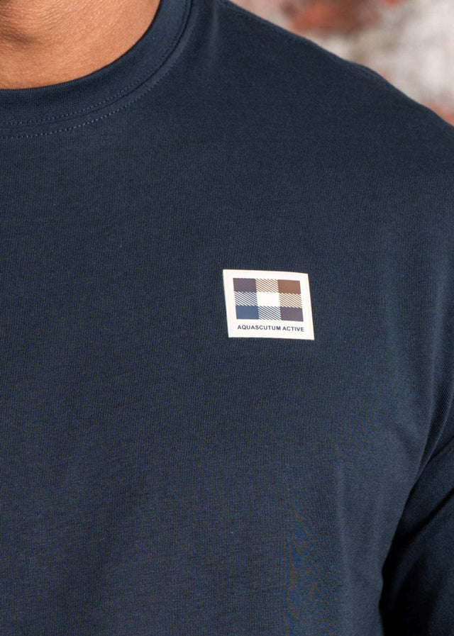 Aquascutum T-shirts Rubber patch t-shirt - navy