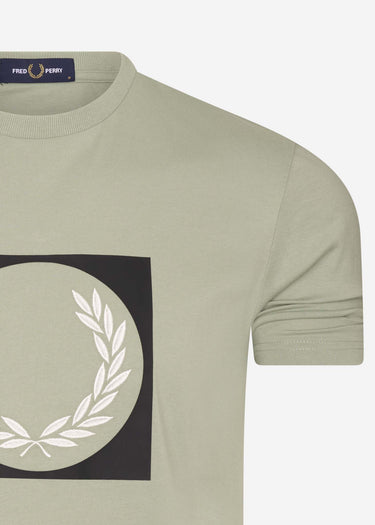Fred Perry T-shirts Laurel wreath graphic t-shirt - seagrass