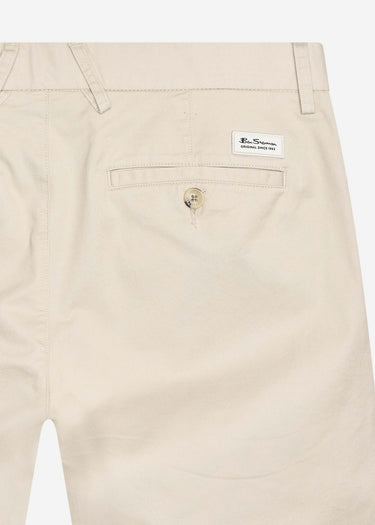Ben Sherman Korte Broeken Signature chino short - putty