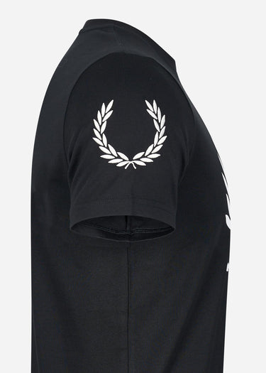 Fred Perry T-shirts Badge detail t-shirt - black