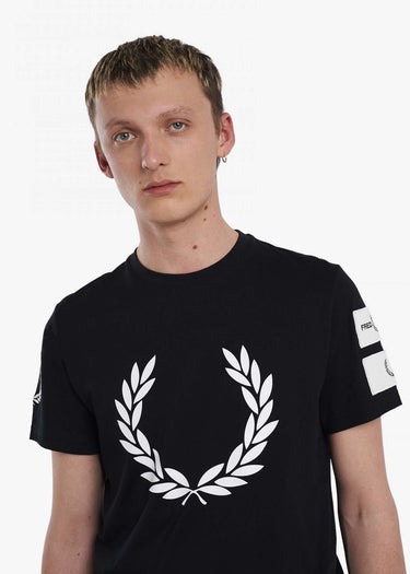 Fred Perry T-shirts Badge detail t-shirt - black