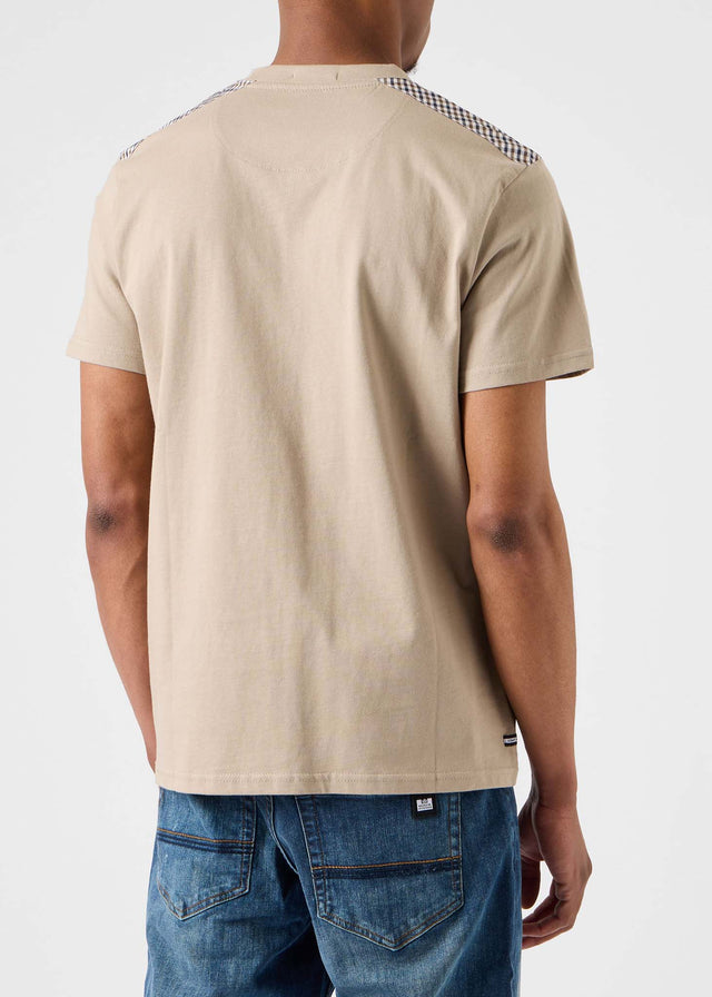 Weekend Offender T-shirts Diaz - bark