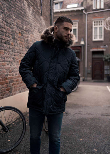 Barbour Jassen Holburn quilt - navy