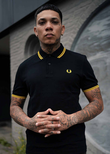 Fred Perry Polo's Twin tipped aw polo - black / new yellow