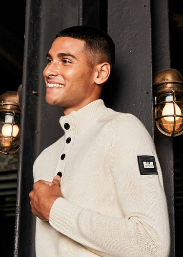 Weekend Offender Truien Castillos - chalky