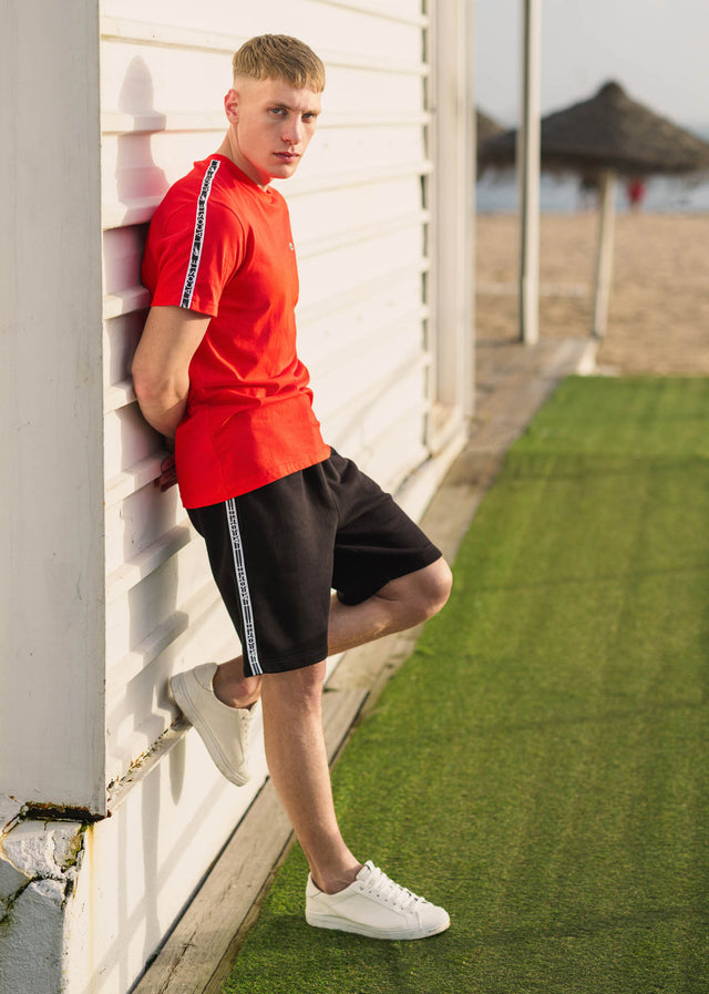 Lacoste Shorts Contrast stripe shorts - black