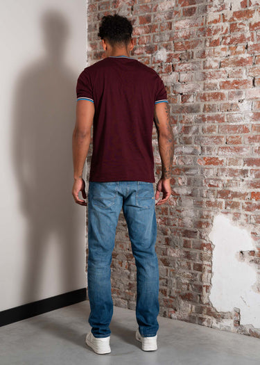 Fred Perry T-shirts Twin tipped t-shirt - oxblood ecru court blue