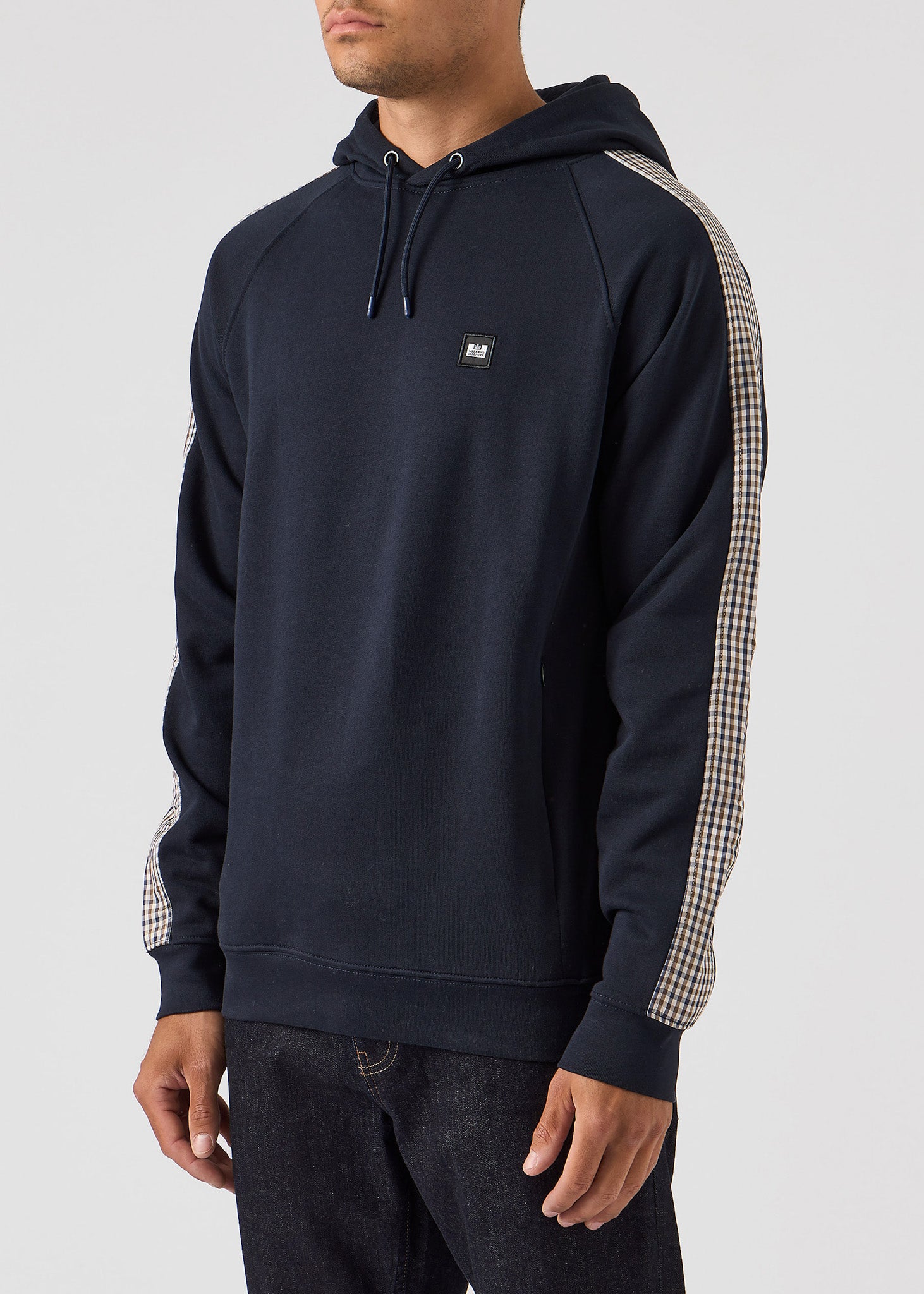 Weekend Offender Hoodies  Lo sung - navy house check 