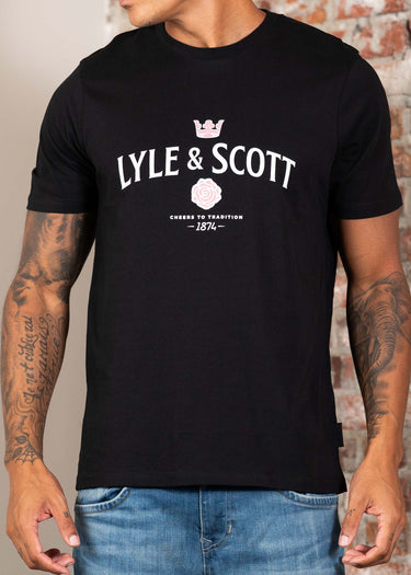 Lyle & Scott T-shirts Cheers to tradition graphic t-shirt - jet black
