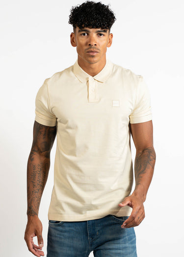 Hugo Boss Polo's Passenger - open yellow