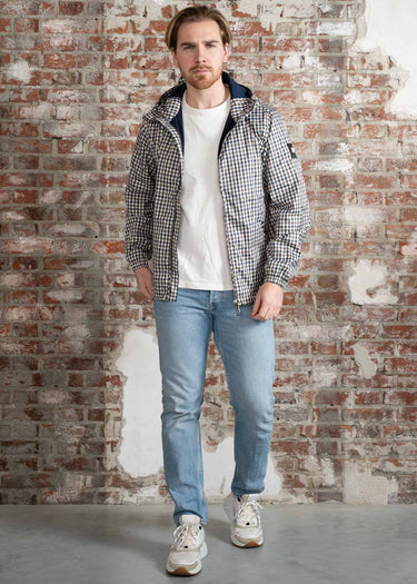 Weekend Offender Jassen Campania check - mid house check