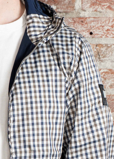 Weekend Offender Jassen Campania check - mid house check