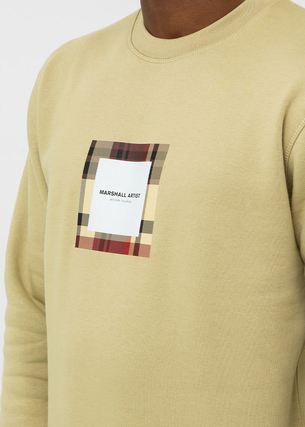 Marshall Artist Truien  UK ism box logo crewneck - sandstone 