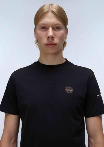 Napapijri T-shirts  Badge t-shirt - black 