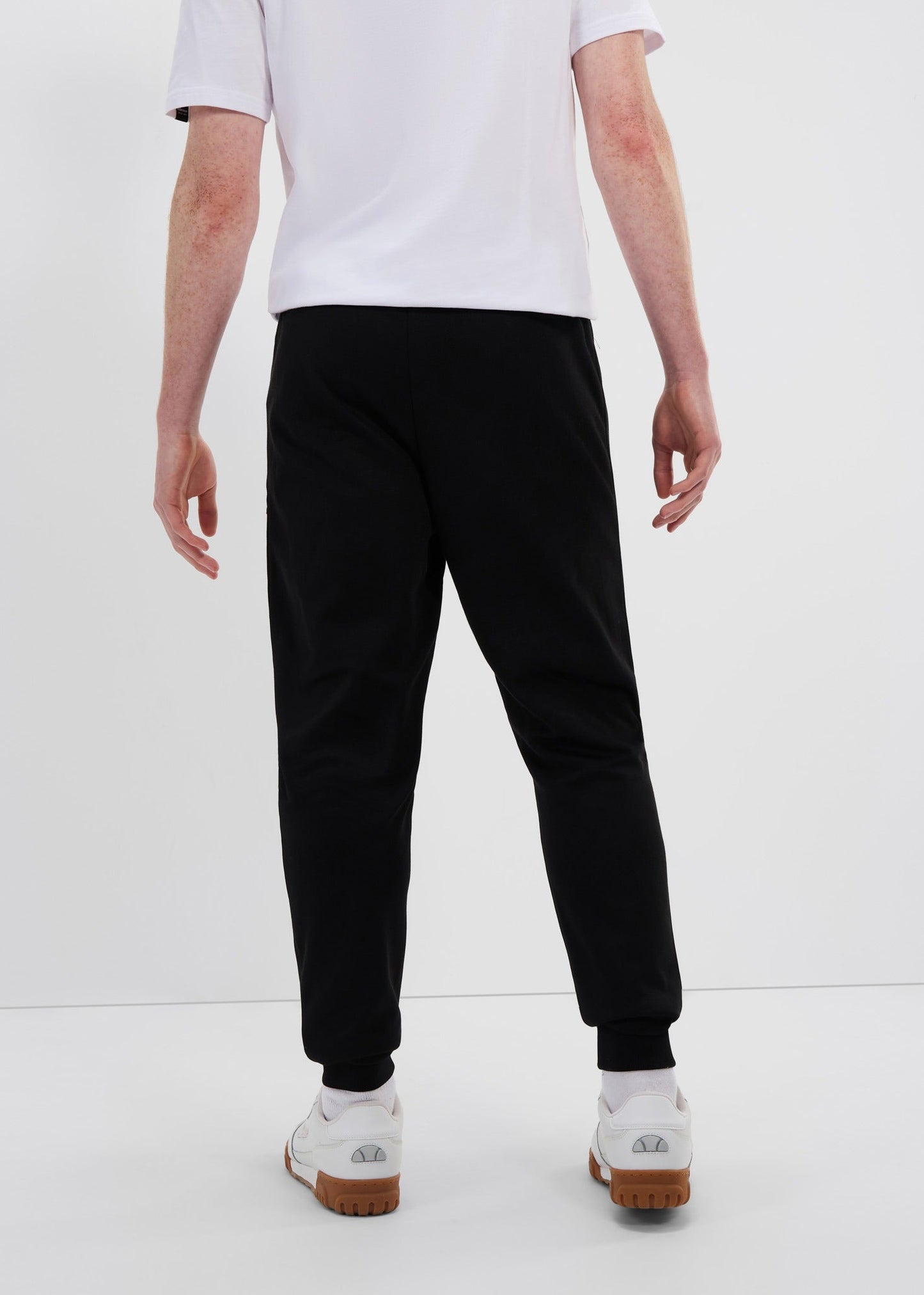 Ellesse Jogginbroeken  Bertoni track pant - black 