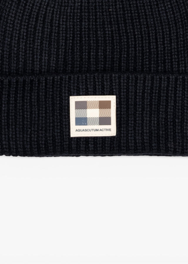 Aquascutum Beanies Rubber patch beanie - black