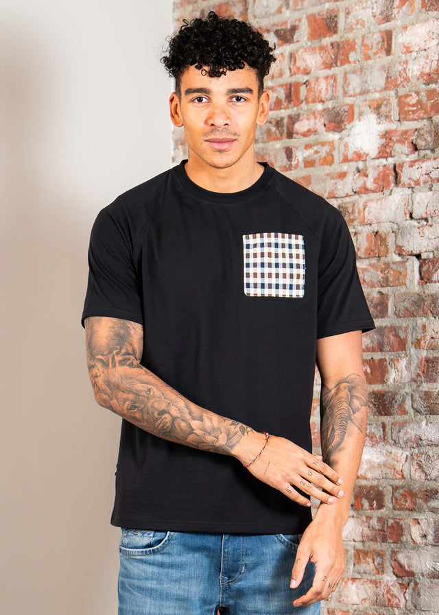 Aquascutum T-shirts Raglan pocket t-shirt - black