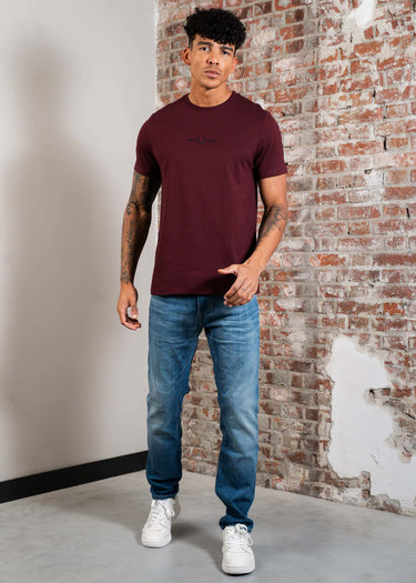 Fred Perry T-shirts Embroidered t-shirt - oxblood