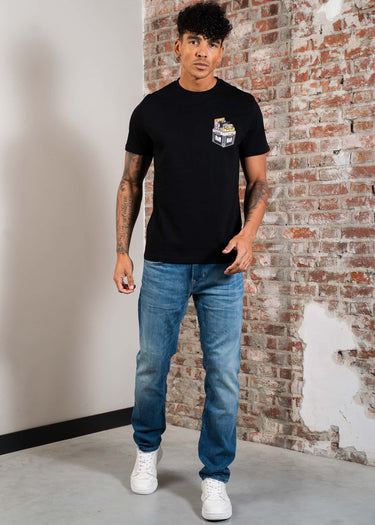 Weekend Offender T-shirts Diggin - black