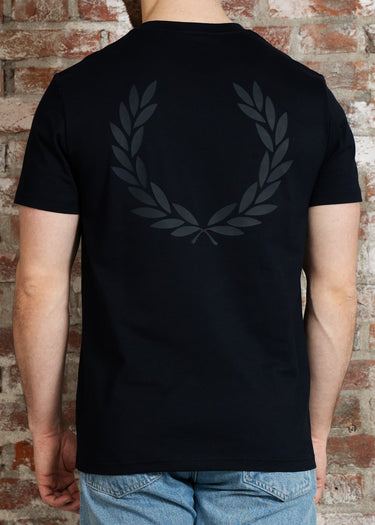 Fred Perry T-shirts Rear powder laurel graphic tee - navy