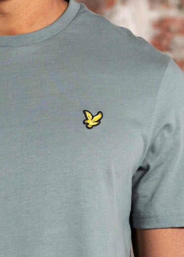 Lyle & Scott T-shirts Plain t-shirt - green mercurial