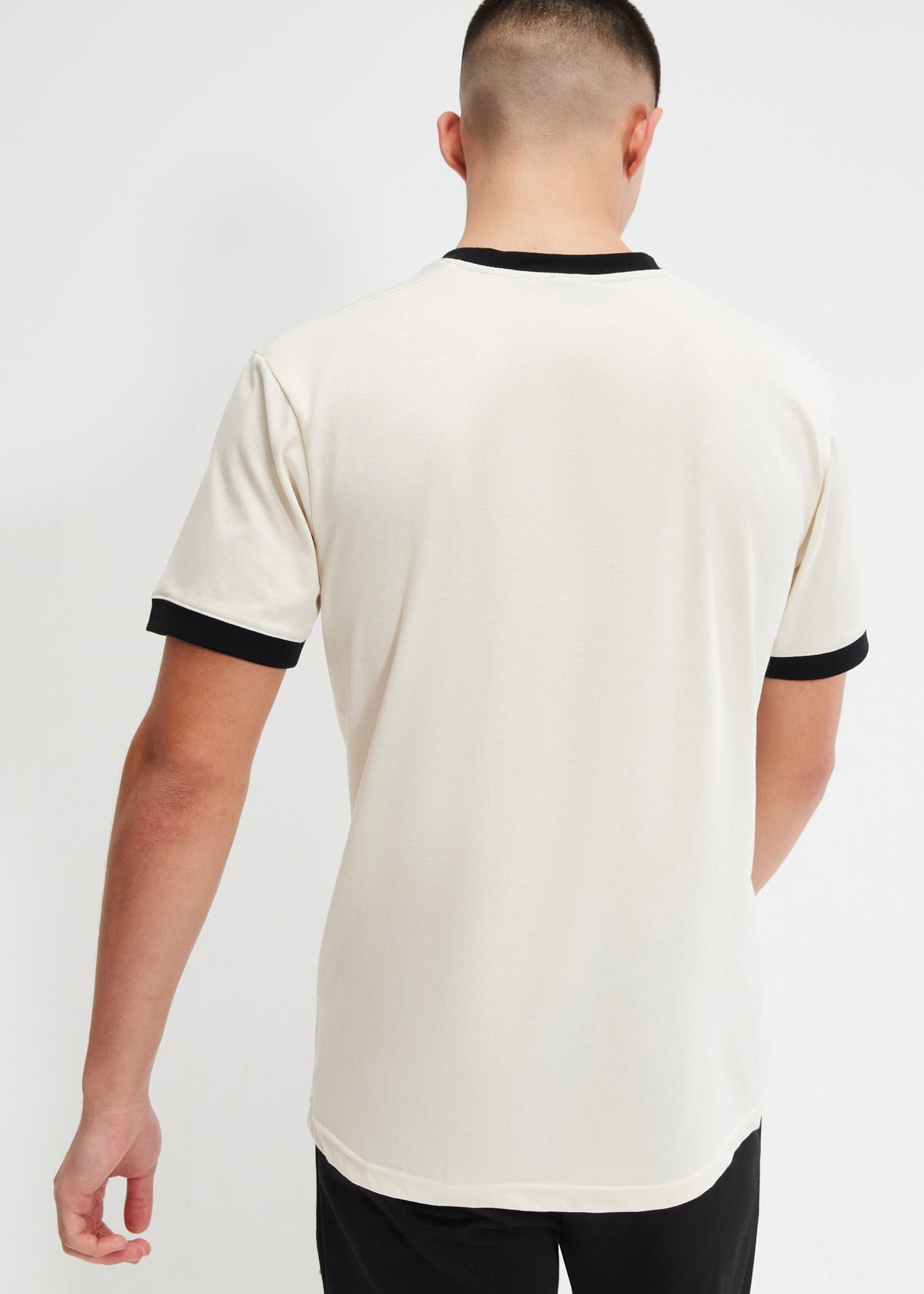 Ellesse T-shirts  Meduno tee - off white 