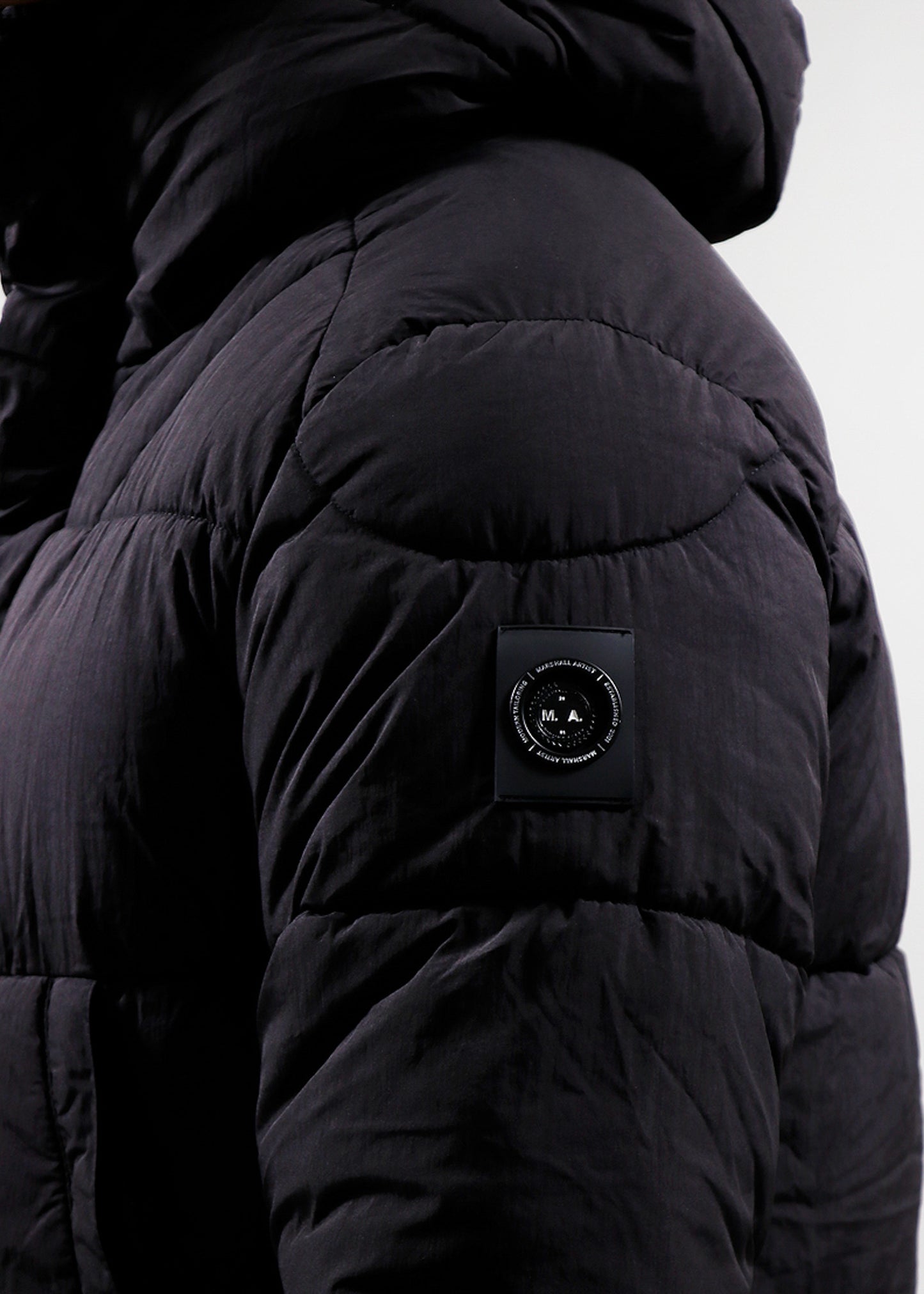 Linear bubble jacket - black