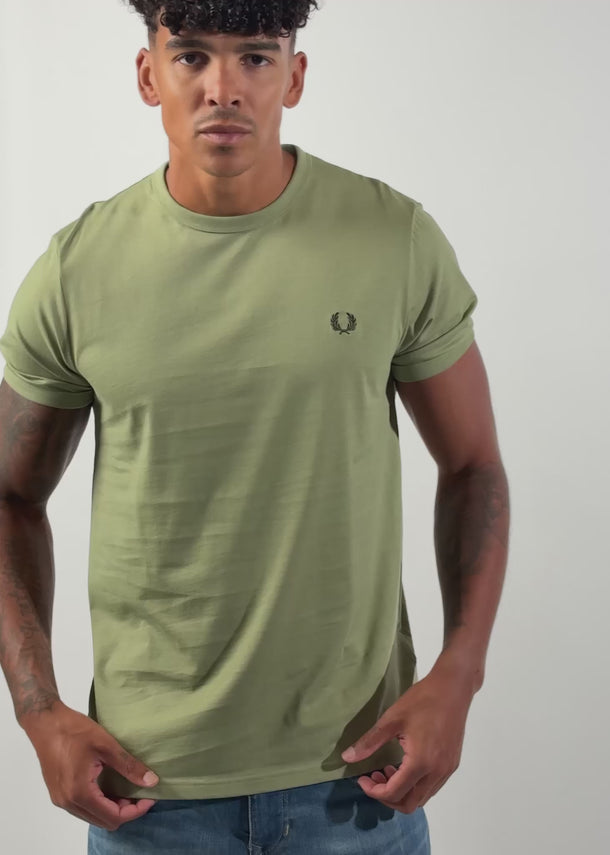 Fred Perry T-shirts Ringer t-shirt - olive mint