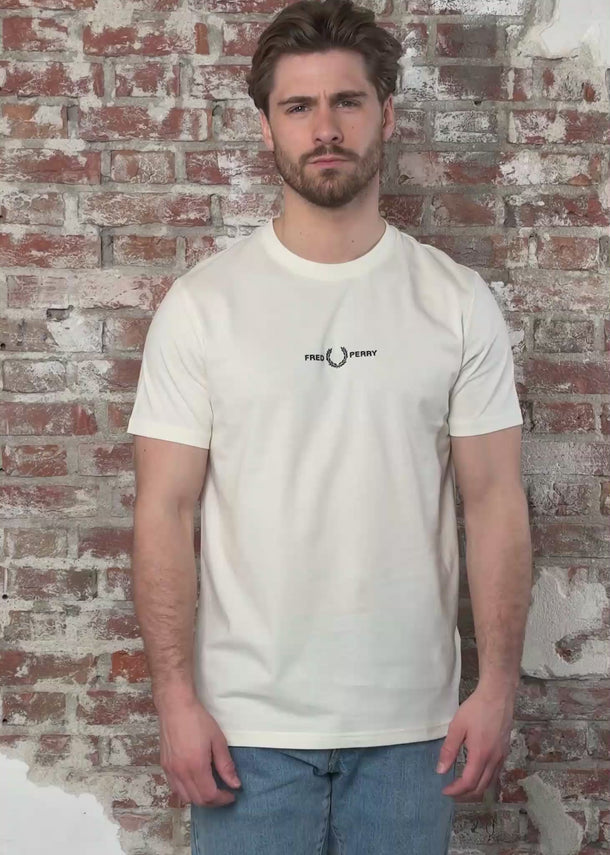 Fred Perry T-shirts Embroidered t-shirt - ecru