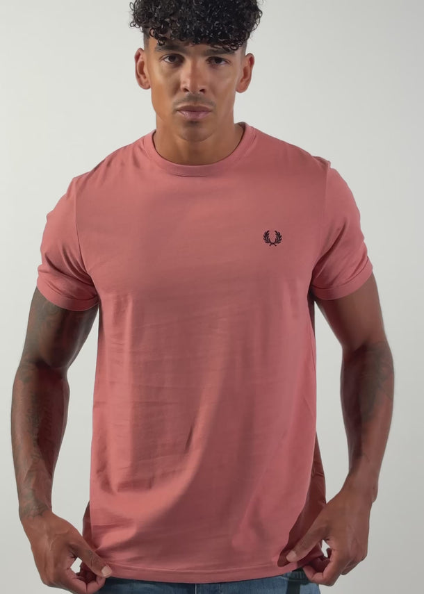 Fred Perry T-shirts Ringer t-shirt - putty pink