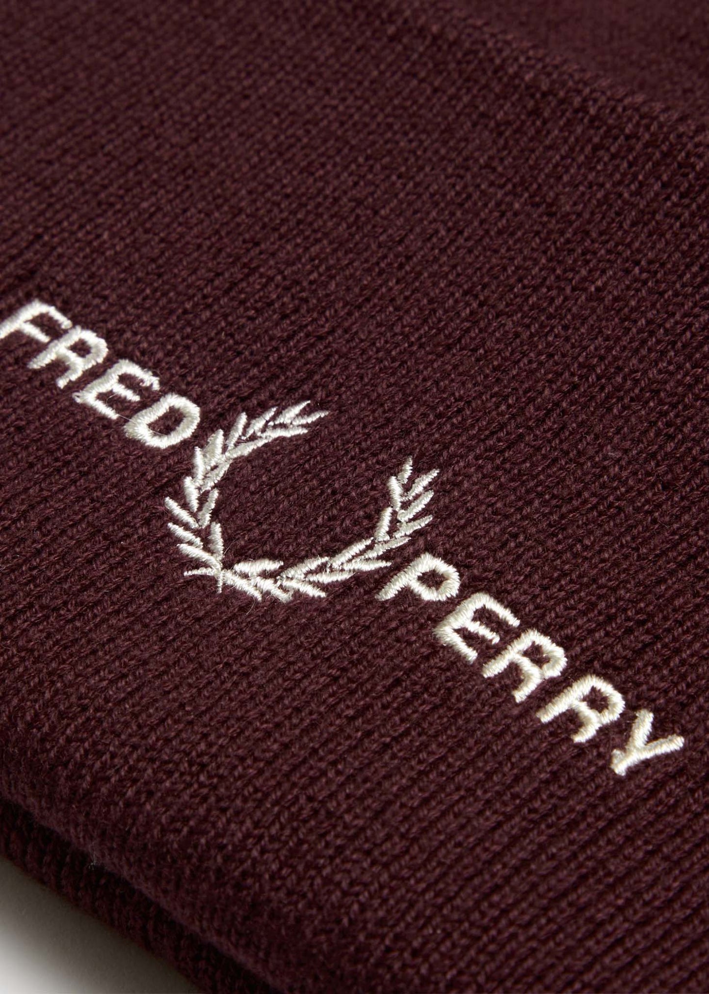 Fred Perry beanie oxblood red