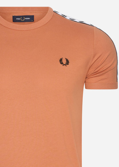 Fred Perry T-shirts  Taped ringer t-shirt - court clay 