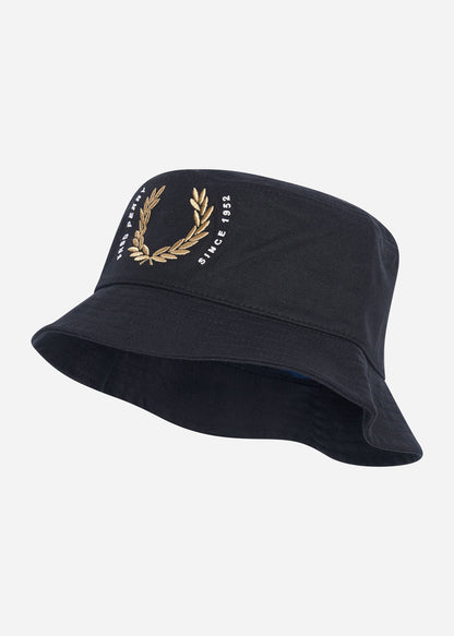 Fred Perry Bucket Hats  Laurel wreath canvas bucket hat - black 