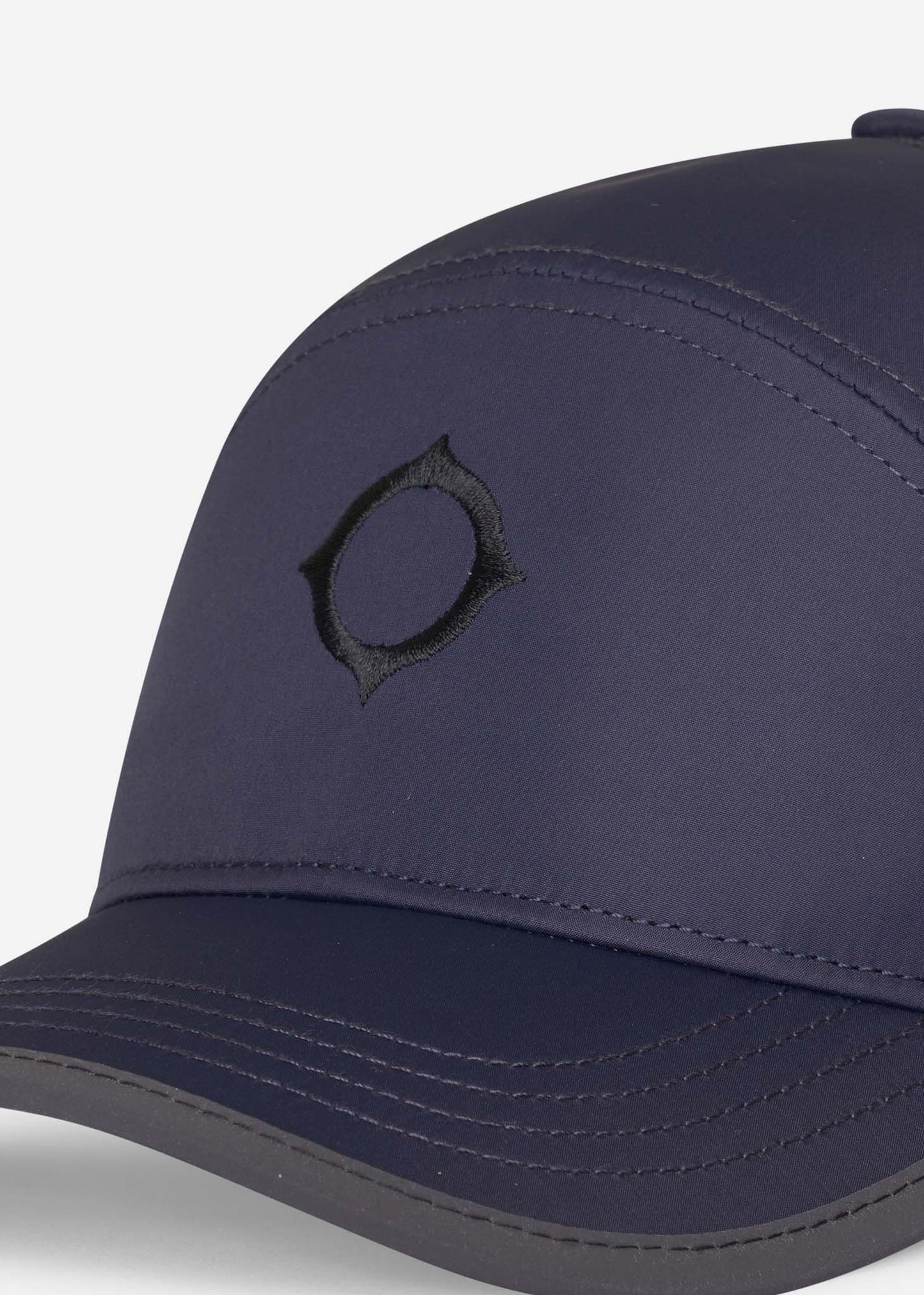 Embroidered icon cap - ink navy