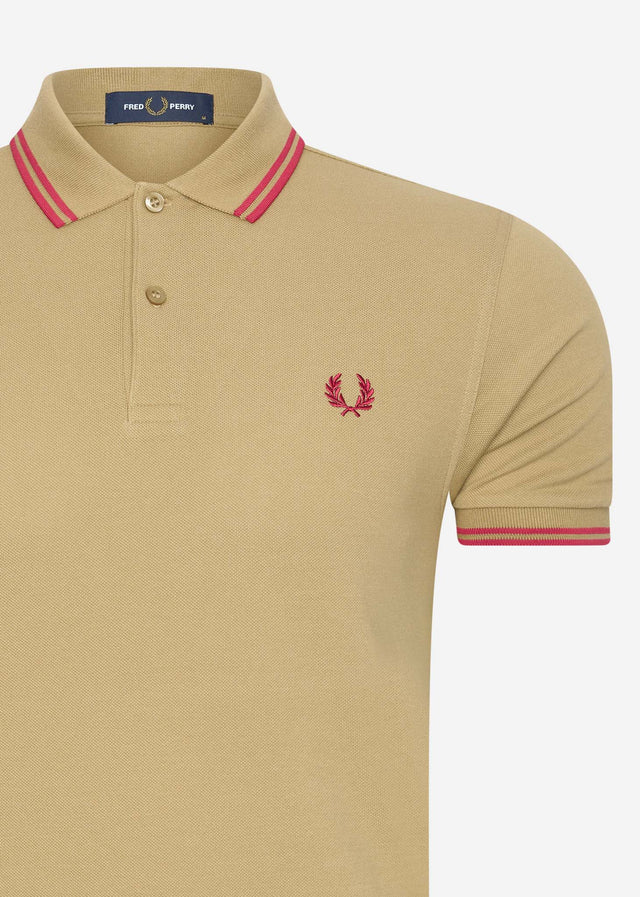 Fred Perry Polos  Twin tipped polo - warm stone blood 