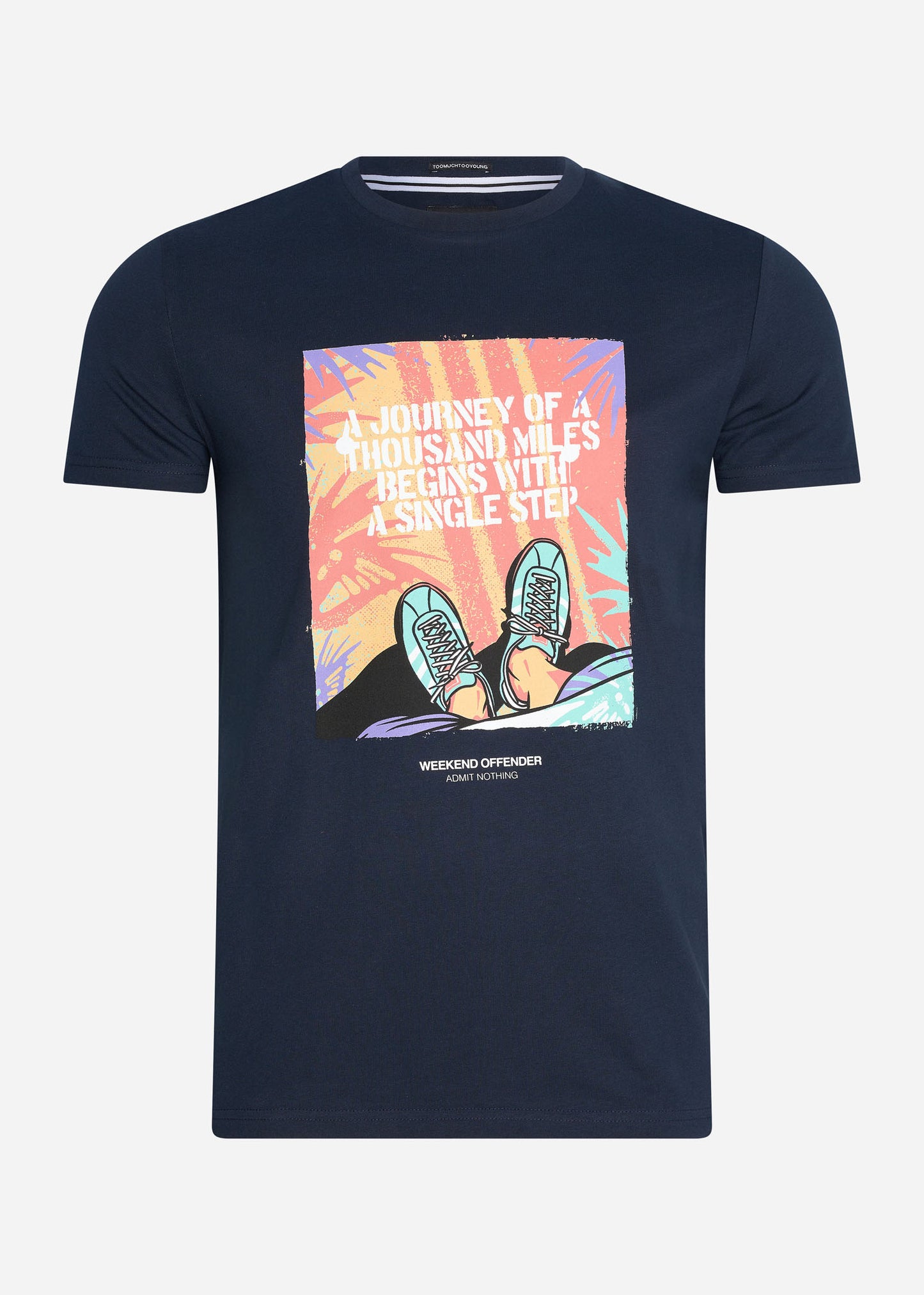 Weekend Offender t-shirt navy with print