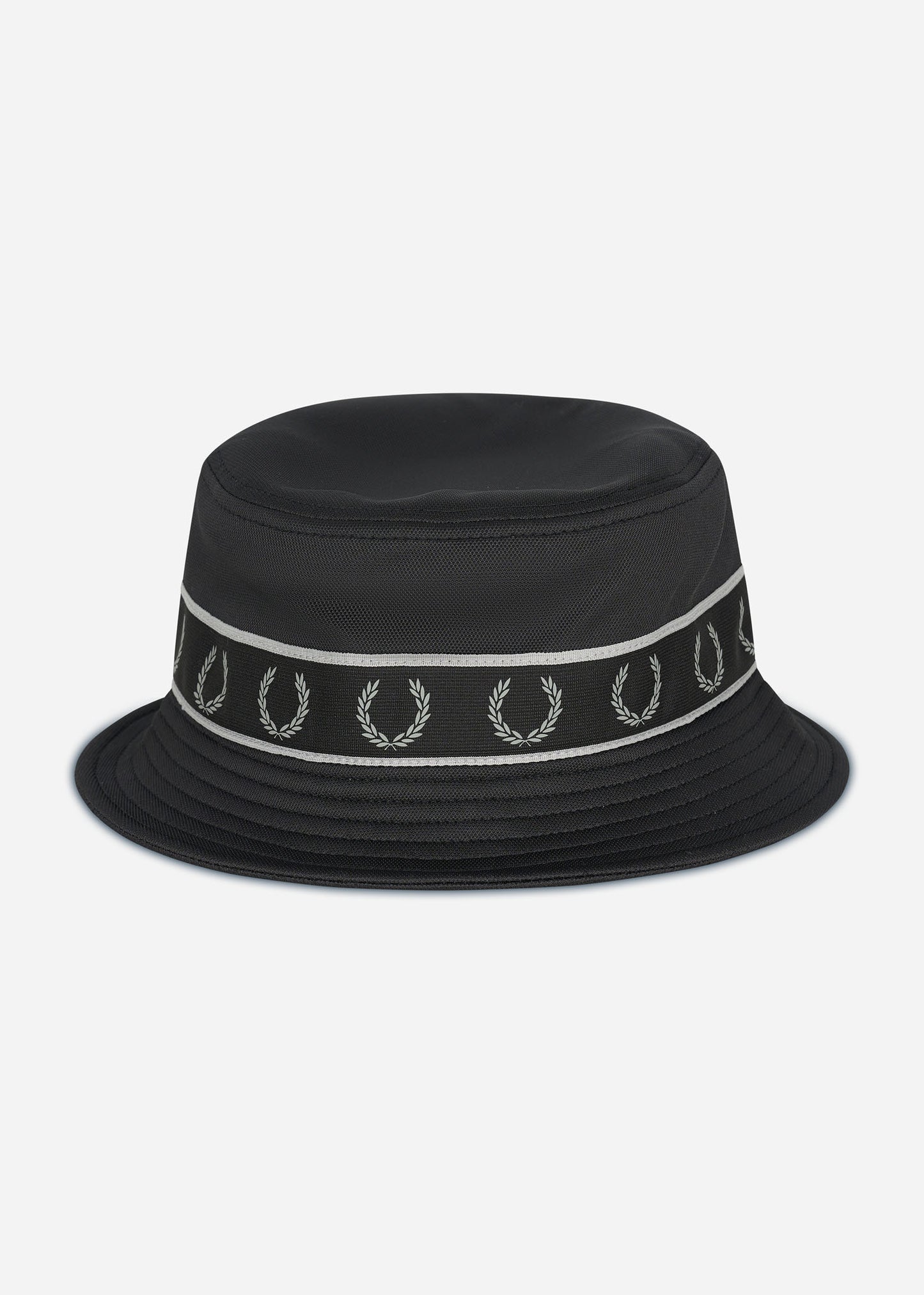 fred perry taped bucket hat logo