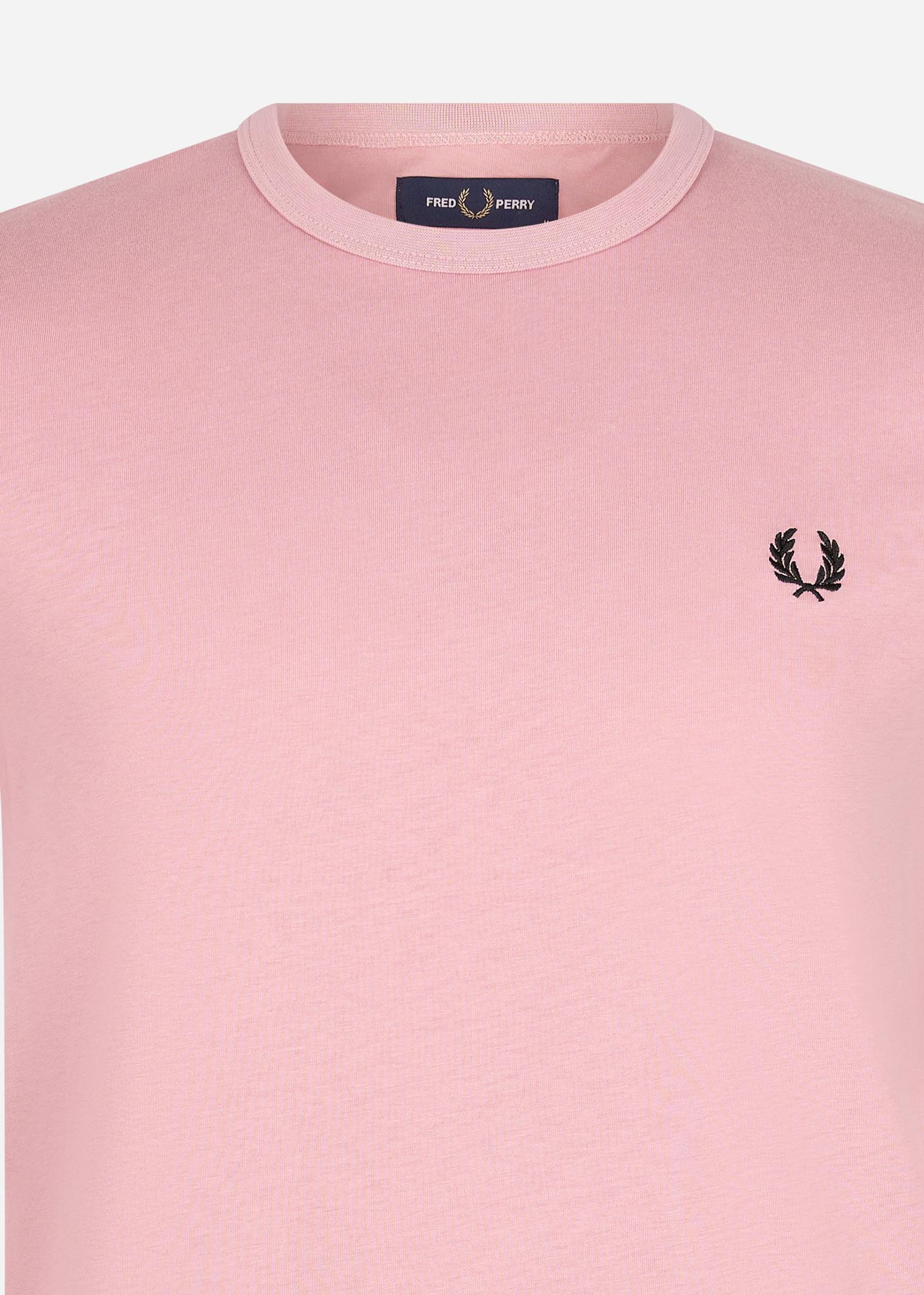 Fred Perry T-shirts  Ringer t-shirt - chalky pink 