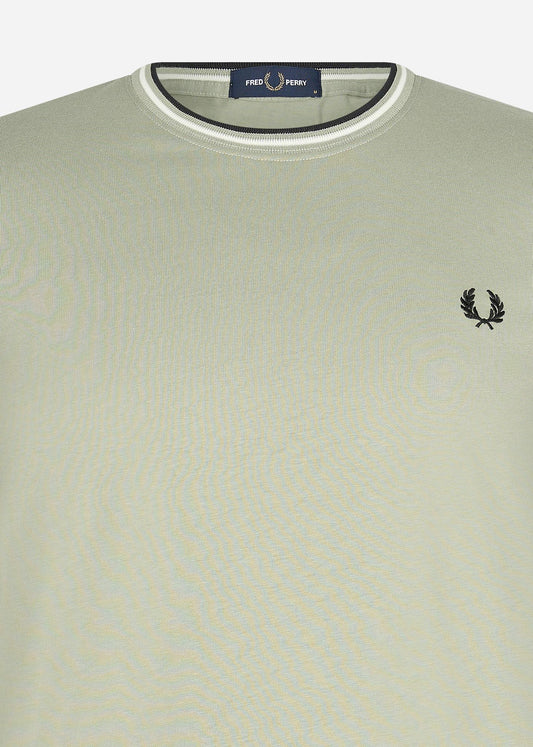 Fred Perry T-shirts  Twin tipped t-shirt - seagrass 