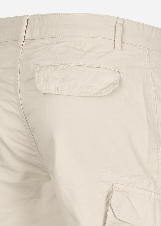 Lyle & Scott Shorts  Wembley cargo short - ecru 