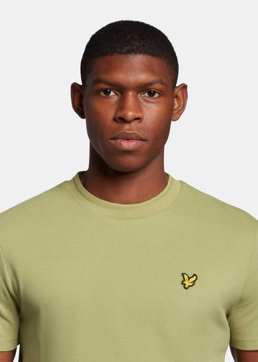 Lyle & Scott T-shirts  Crest tipped t-shirt - seaweed 