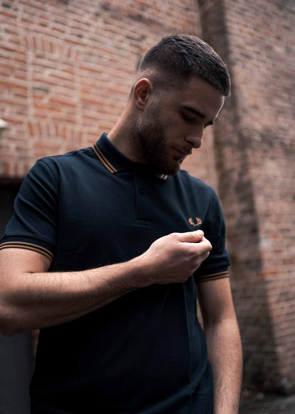 Fred Perry Polo's  Twin tipped fred perry shirt - navy dark caramel 