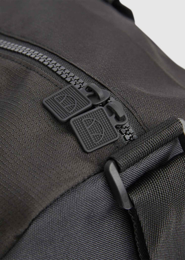 Ellesse Bags  Pelba barrel bag - black 