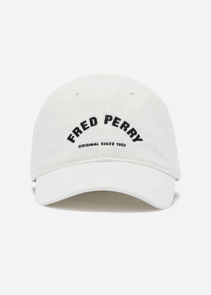 Fred Perry Petten  Arch branded tricot cap - snow white 